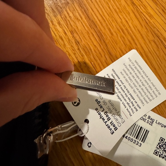 NWT Lululemon Everywhere Belt Bag Large 2L Black - Picture 3 of 7